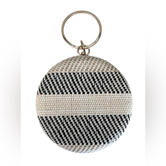 Savanna Cream Black Round Woven Crossbody Satchel Gold Chain Boho Bag Purse - Picture 8 of 13